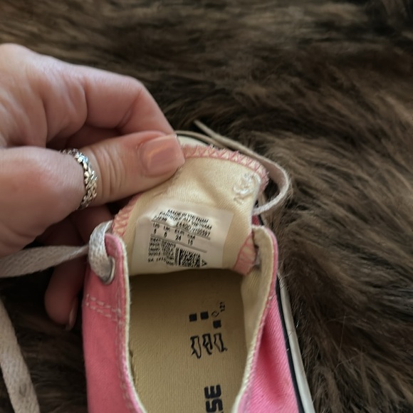 Converse all star girls size 8 low top bubble gum pink converse - Picture 4 of 4